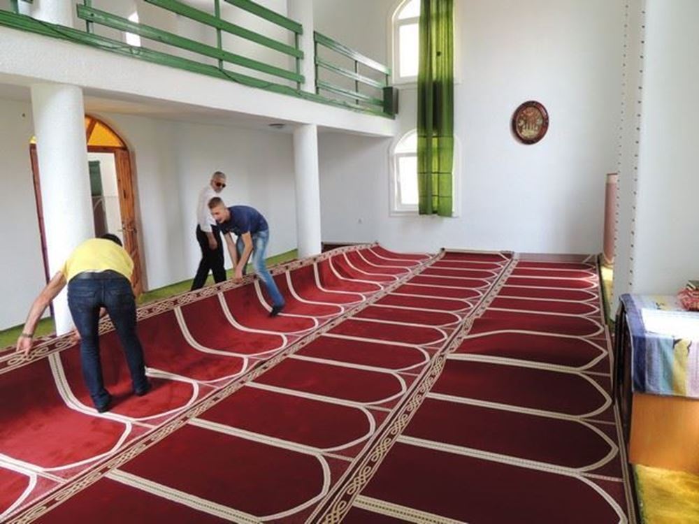 صورة تعقيم مسجد - كوسوفا رقم المشروع 3889/2020