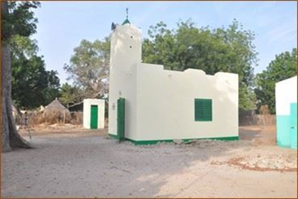 صورة بناء مسجد سالم علي محمد سعدان كمزاري رحمه الله