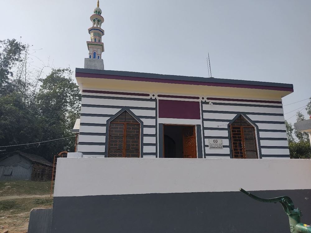 Building Salem Ali Muhammad Al Kaabi Mosque, may God have mercy on him