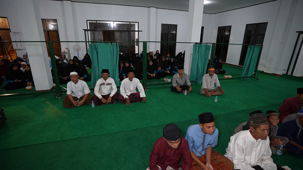 Picture of Building a mosque with an area of 300 square meters and a capacity of 450 worshipers