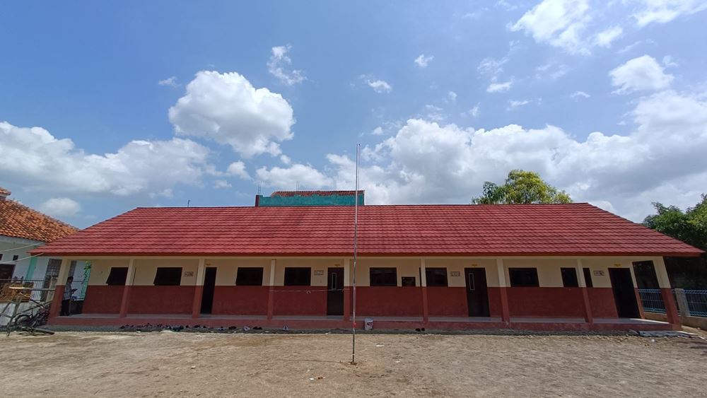 Picture of Building a Quran memorization center with a capacity of 120 students