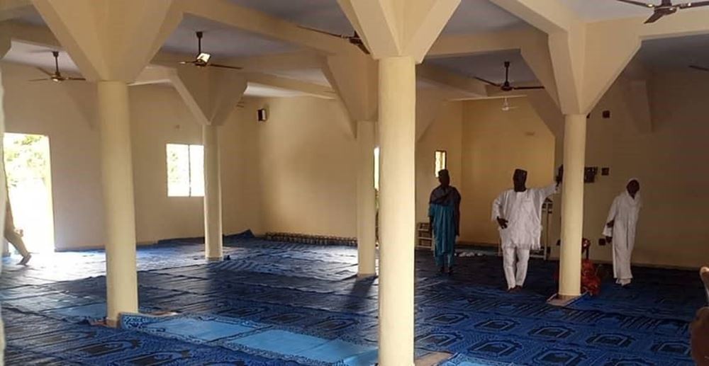 صورة ليكن عطاؤك مسجداً لفقراء دولة بنين