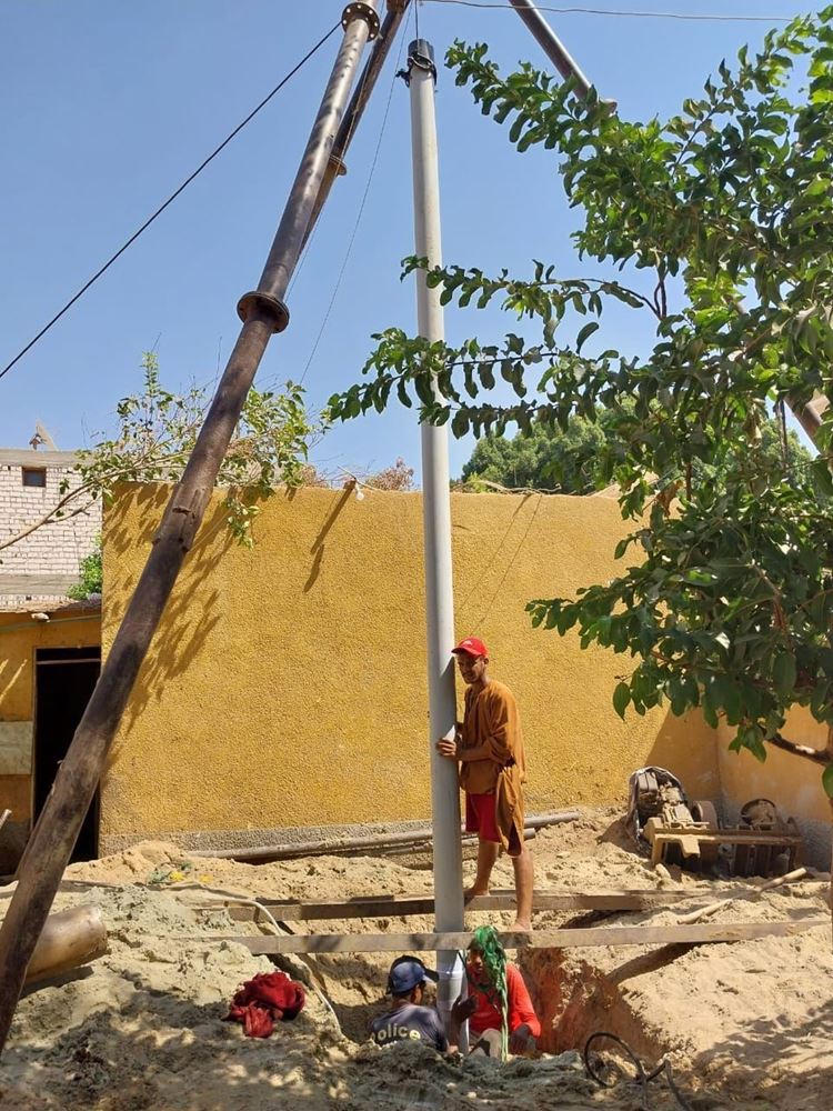 صورة بئر سطحي لقرية في مصر