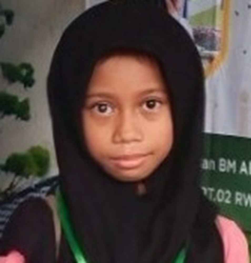 Picture of Orphan - Afira - 073332