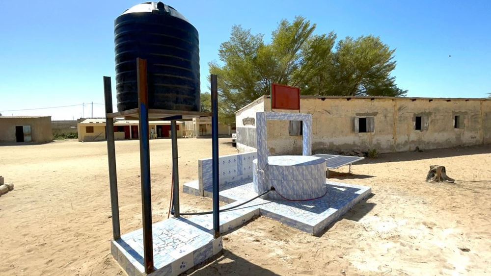 صورة قرية سنغالية بحاجة بئر سطحي