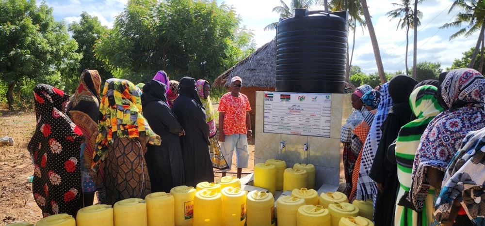 Picture of A surface well equipped with a solar-powered pump