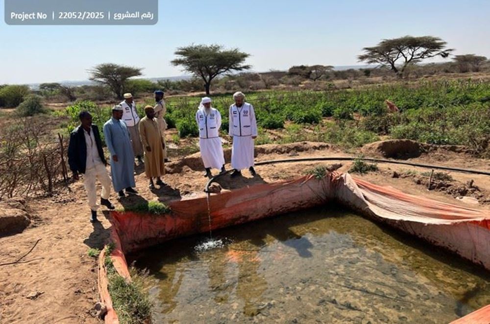 صورة تطوير بئر قرية فقيرة