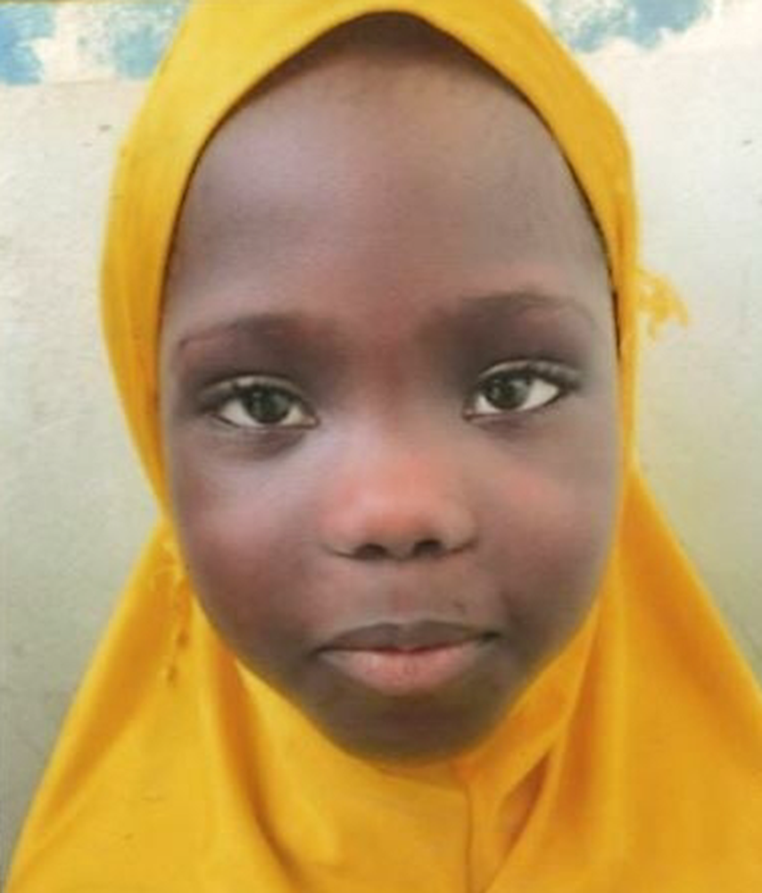 صورة اليتيمة  - ياسن  - 0382177