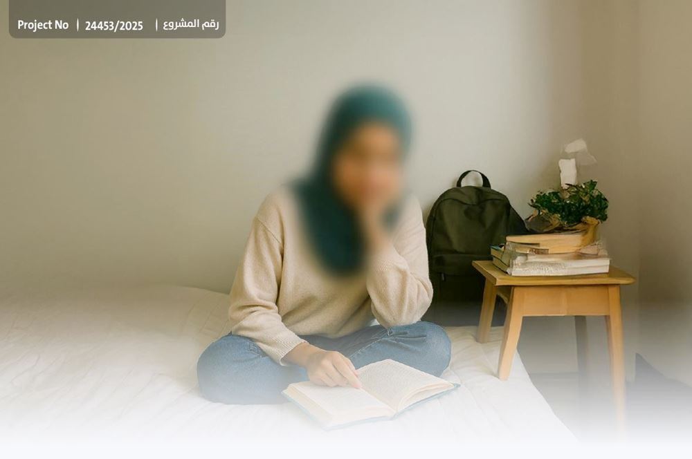 صورة يتيمة بحاجة لسداد رسوم دراسيّة