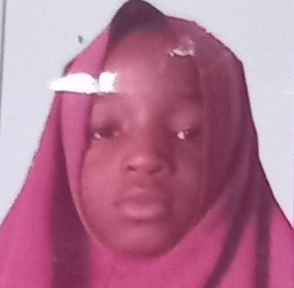 صورة اليتيمة  -  آسية - 401421