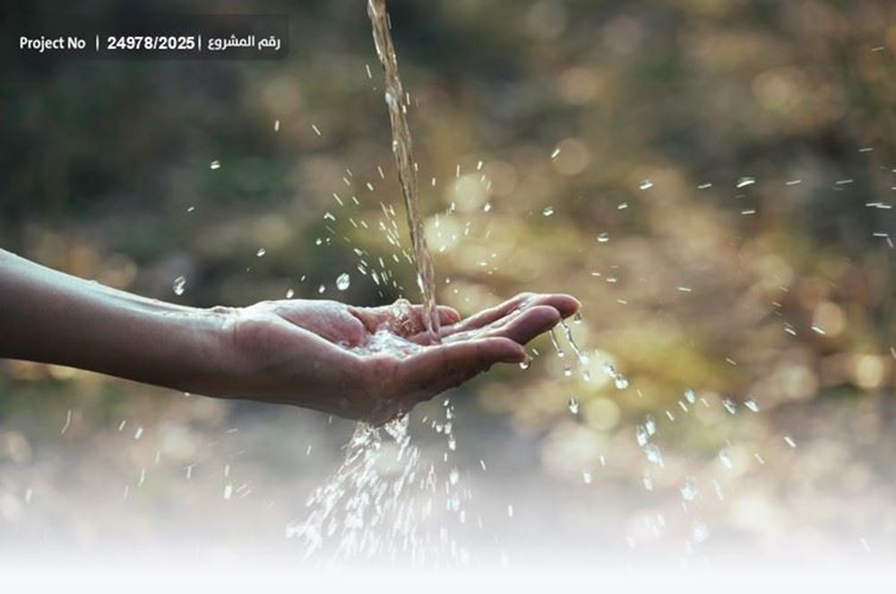 صورة أيتام يعيشون على القليل.. والماء بات عبئًا لا يُحتمل