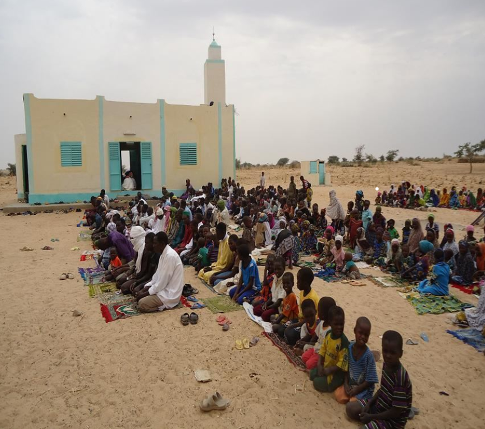 صورة بناء مسجد سميره سالم الحمداني و محمد سالم الحمداني رحمهم الله