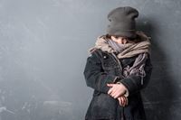 صورة توفير احتياجات الشتاء لأسرة أيتام