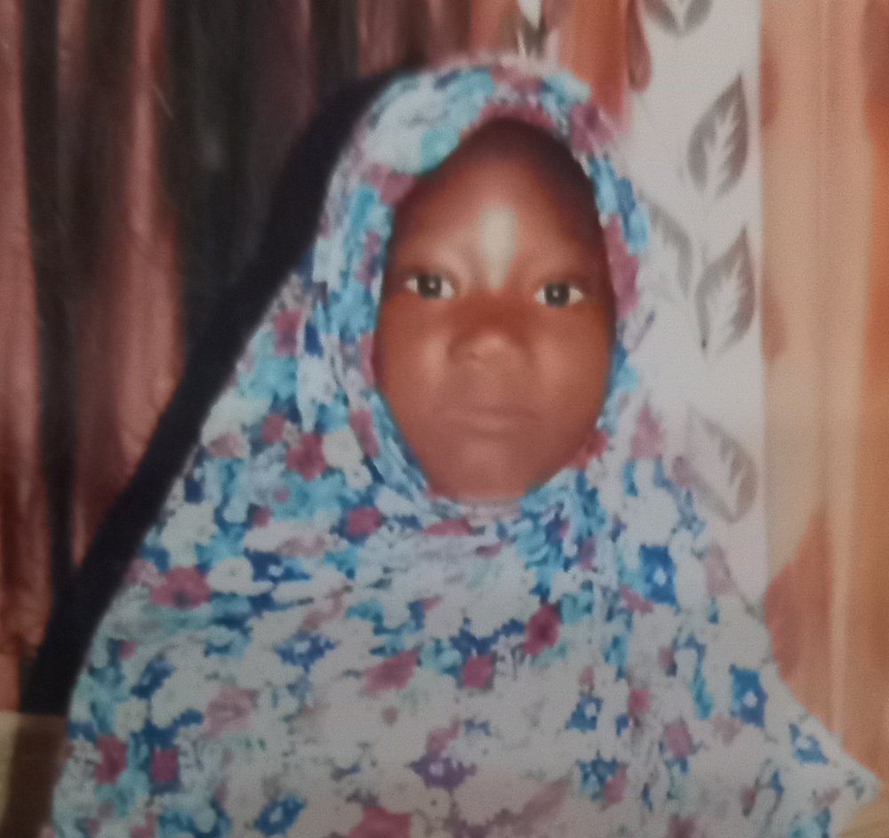 صورة اليتيمة  -  منينه - 401625