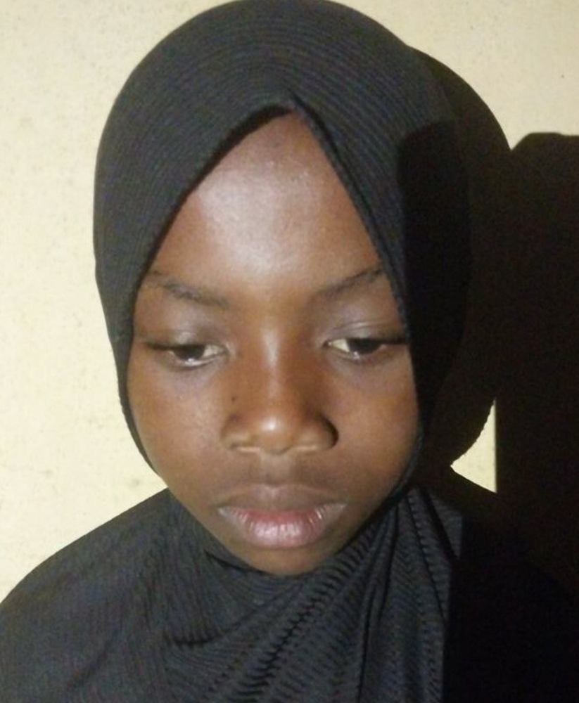 صورة اليتيمة  -  حنيفة - 58259