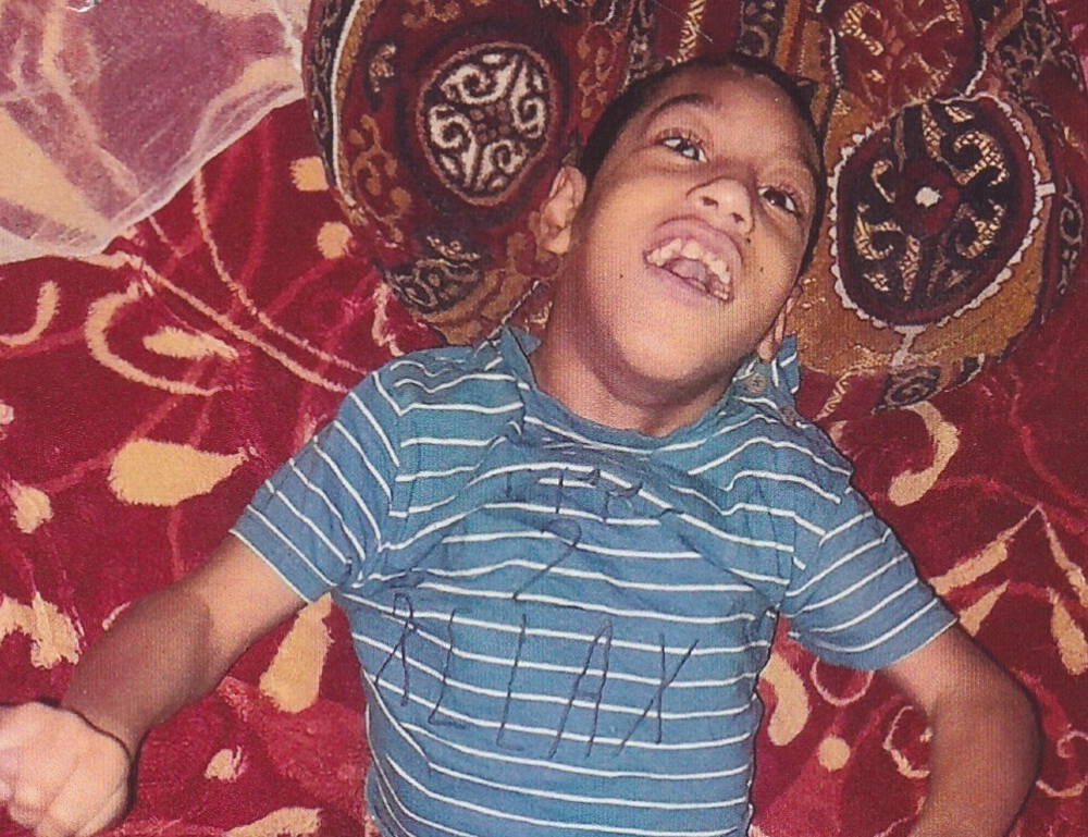 صورة اليتيم المريض - يحي - 401957