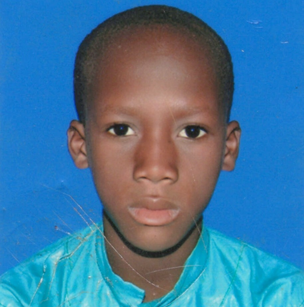 صورة اليتيم  - شريف - 42762