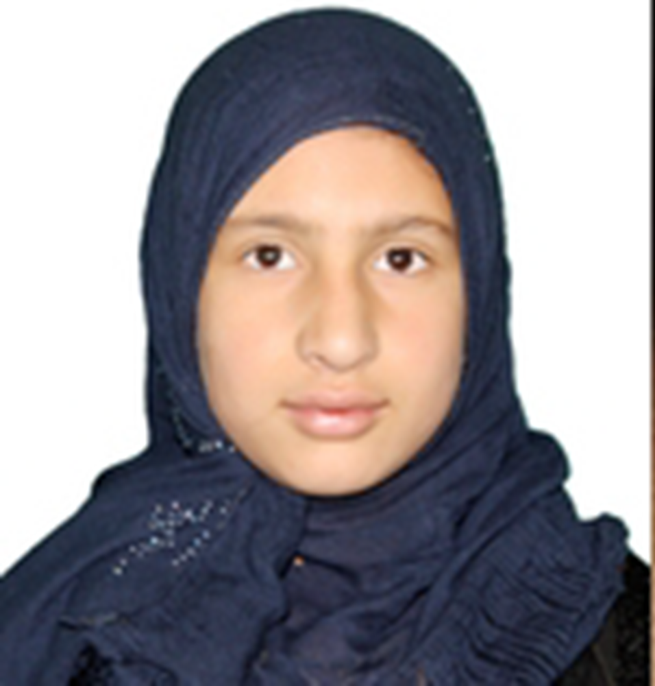 صورة اليتيمة  - تبسم  - 6486