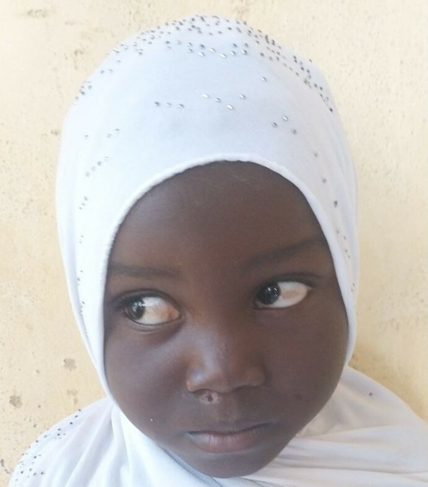 صورة اليتيمة  -  حنيفة - 58303