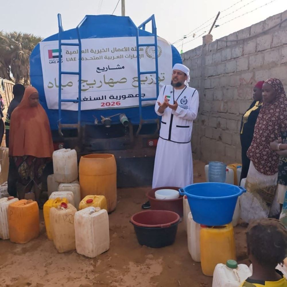 صورة صهاريج مياه لقرى عطشى في السنغال