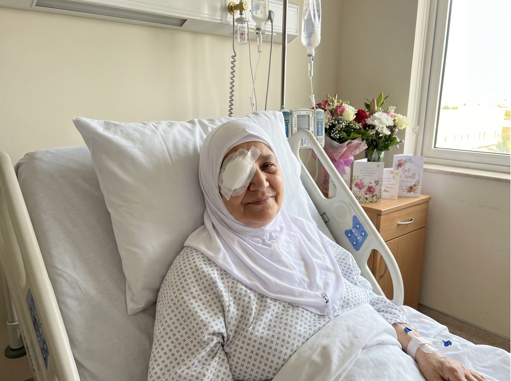 صورة زرع عدسات وإزالة مياه بيضاء