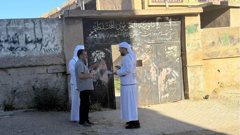 صورة صيانة مدرسة متضررة في ريف دمشق