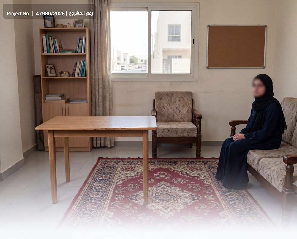 صورة يتيمة بحاجة لرسوم دراسيّة