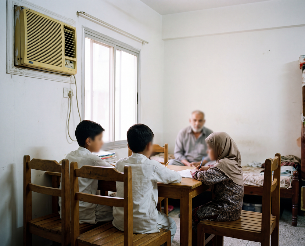 Picture of A Father with School-Aged Children Appeals for Your Support - 1015579