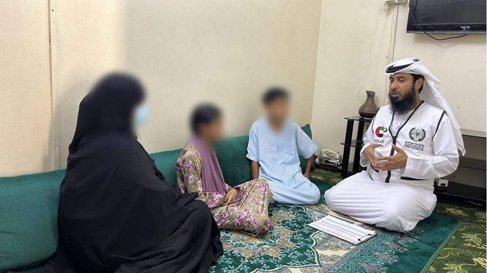 صورة أيتام بحاجة لسداد رسوم دراسية
