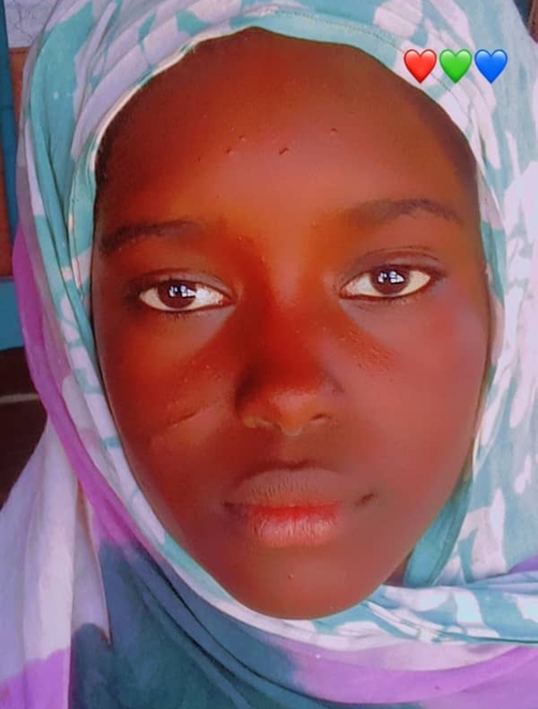 صورة اليتيمة   - المؤمنين - 402769
